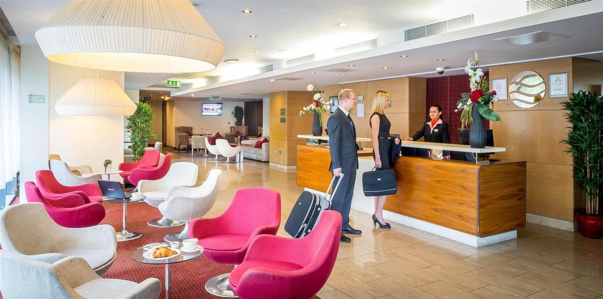 The Address Citywest Bagian luar foto