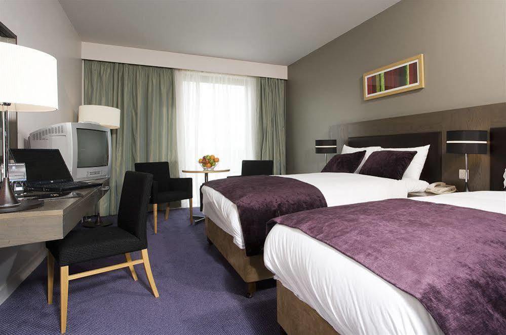 The Address Citywest Bagian luar foto